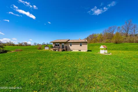 20 Yager Road Hoosick NY 12090