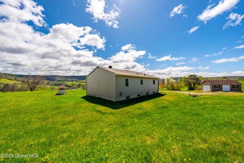 20 Yager Road Hoosick NY 12090