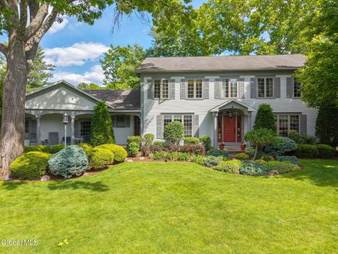 819 Via Marchella Schenectady NY 12303