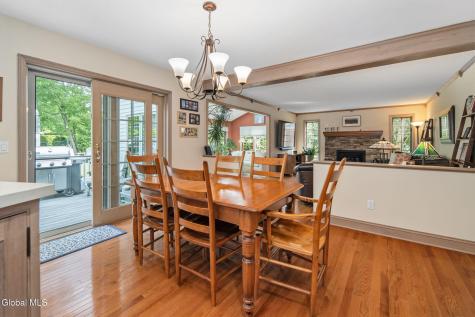819 Via Marchella Schenectady NY 12303