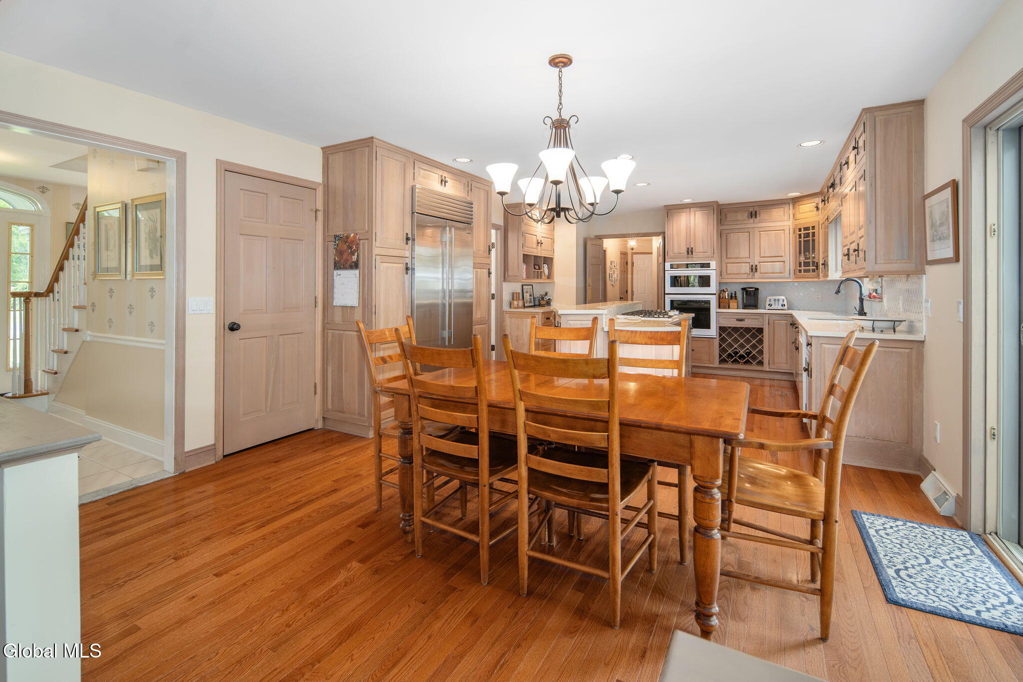 819 Via Marchella Schenectady NY 12303