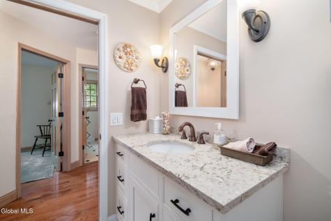819 Via Marchella Schenectady NY 12303