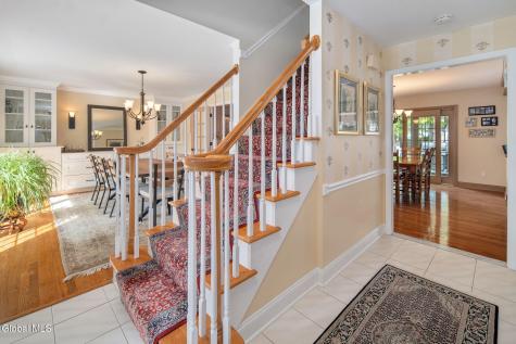 819 Via Marchella Schenectady NY 12303