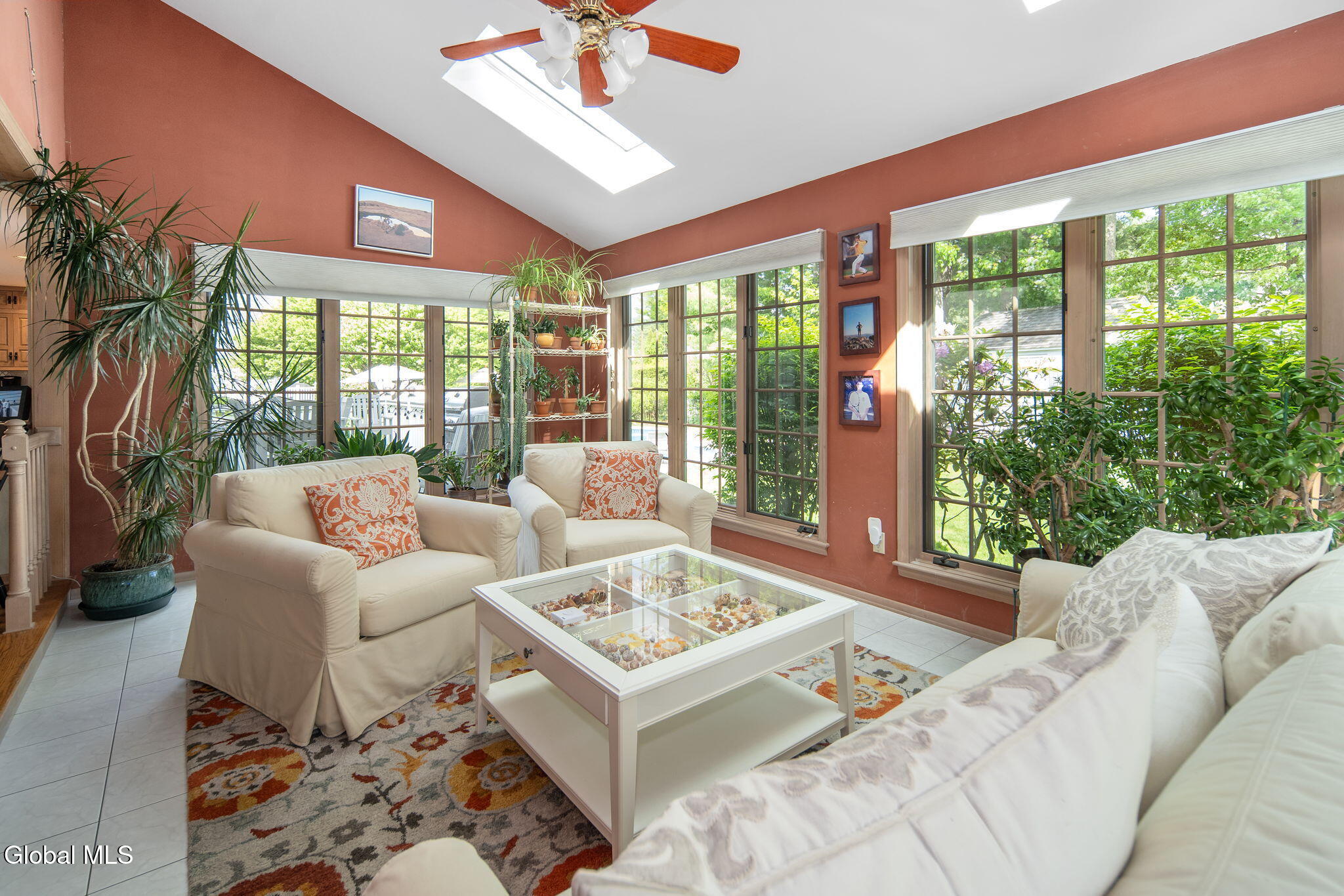 819 Via Marchella Schenectady NY 12303