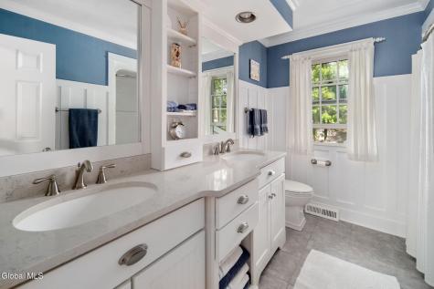819 Via Marchella Schenectady NY 12303