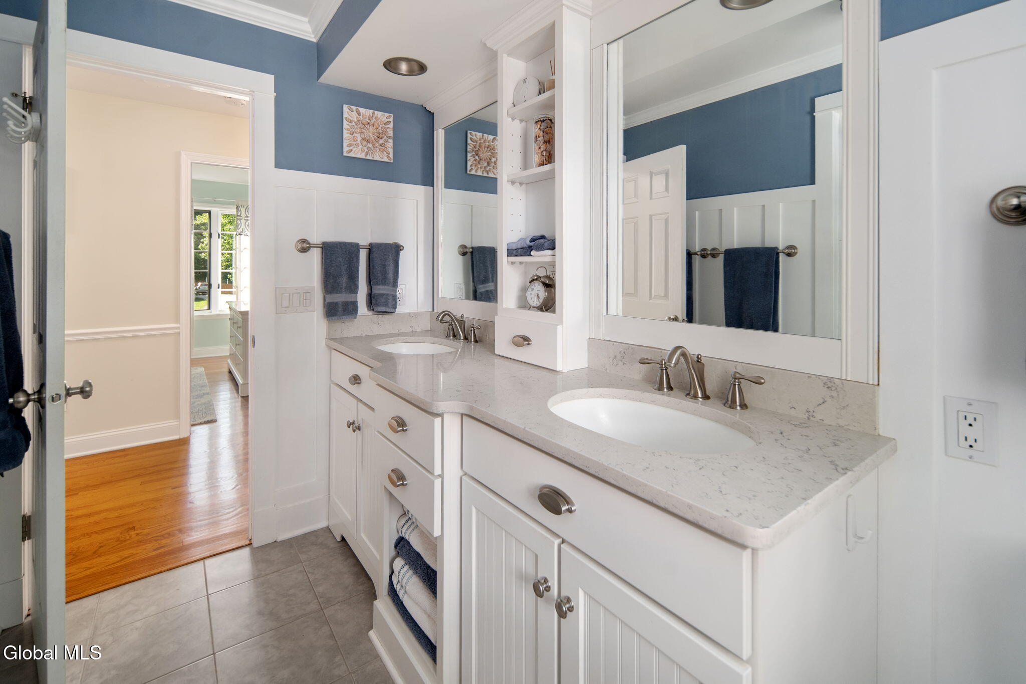 819 Via Marchella Schenectady NY 12303