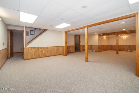 819 Via Marchella Schenectady NY 12303