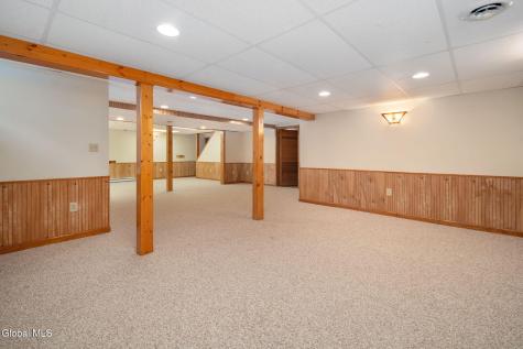 819 Via Marchella Schenectady NY 12303