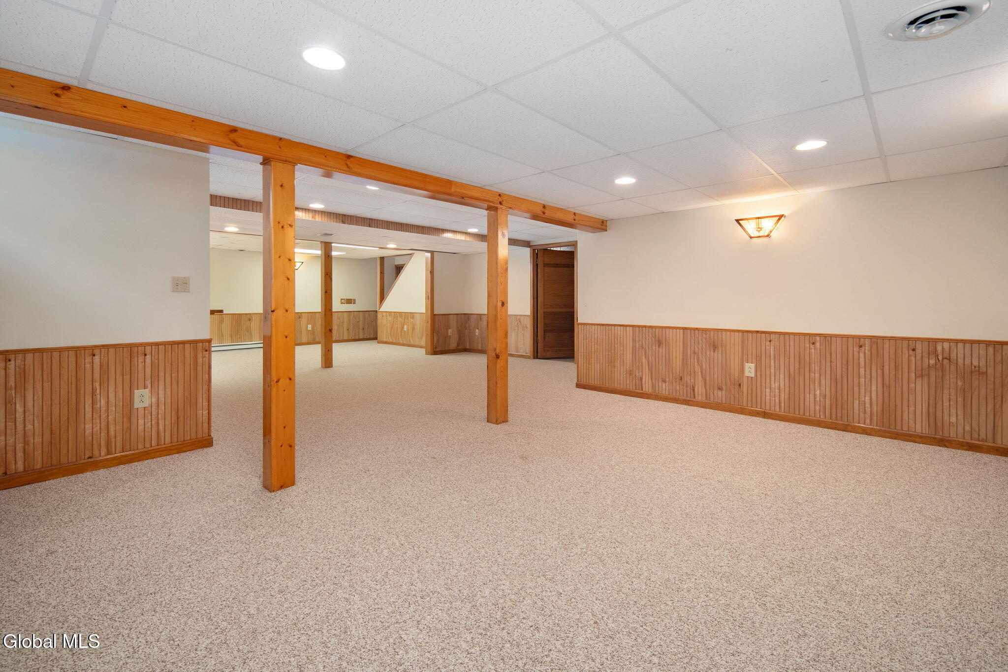 819 Via Marchella Schenectady NY 12303