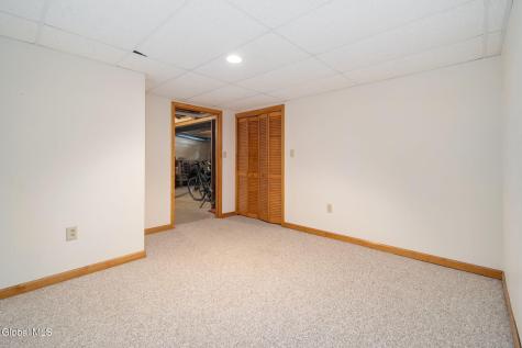 819 Via Marchella Schenectady NY 12303