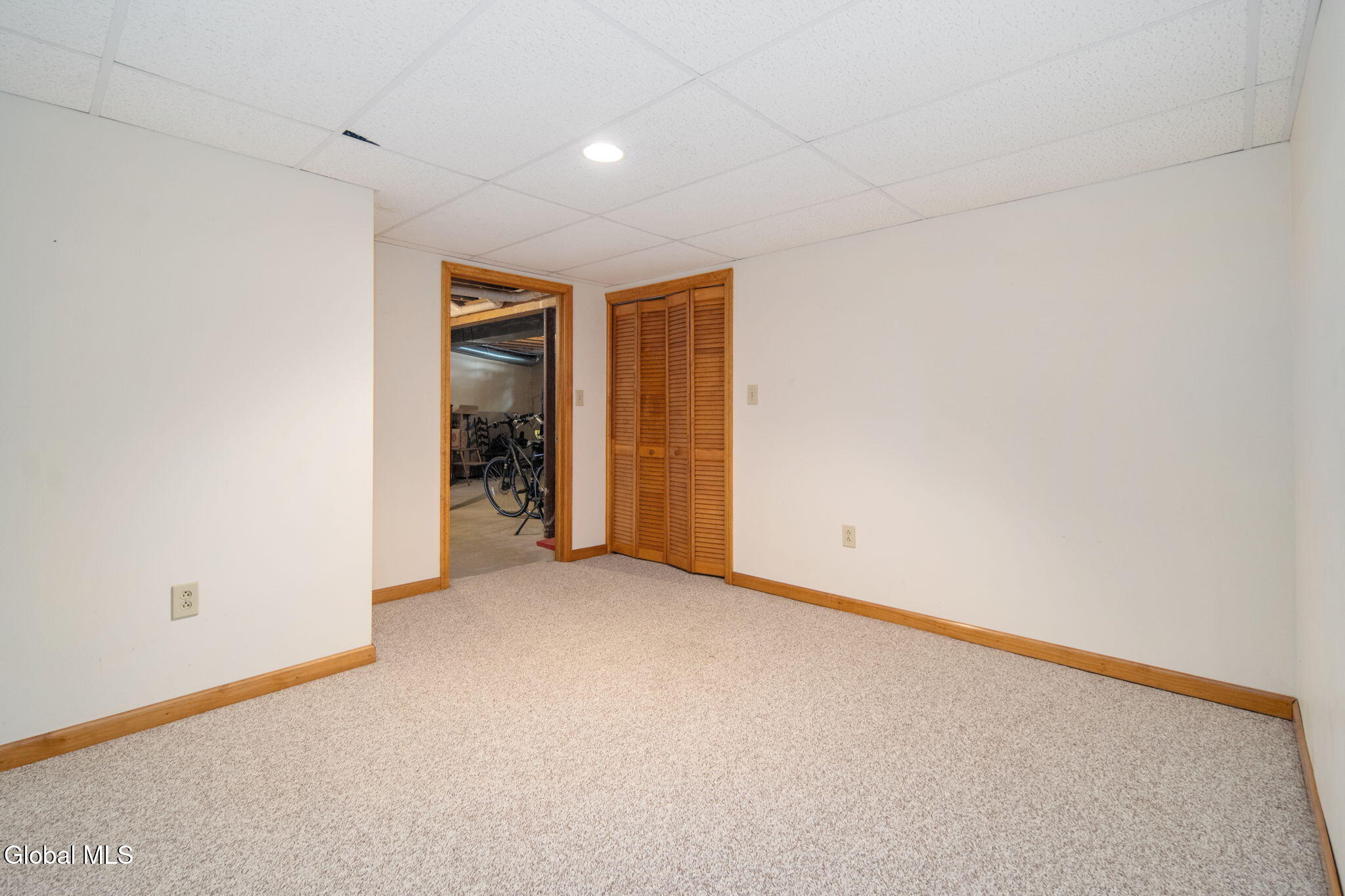 819 Via Marchella Schenectady NY 12303