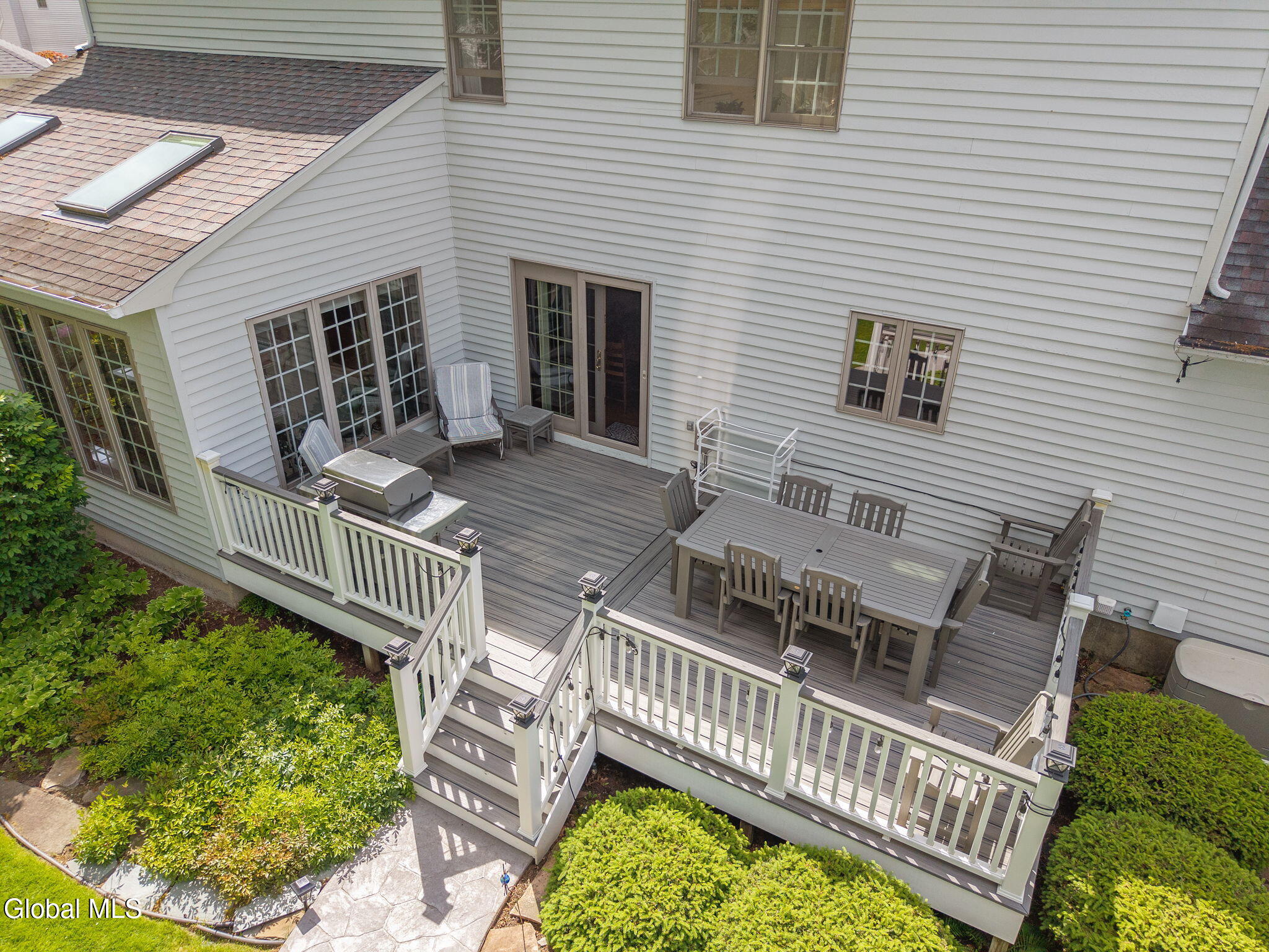 819 Via Marchella Schenectady NY 12303