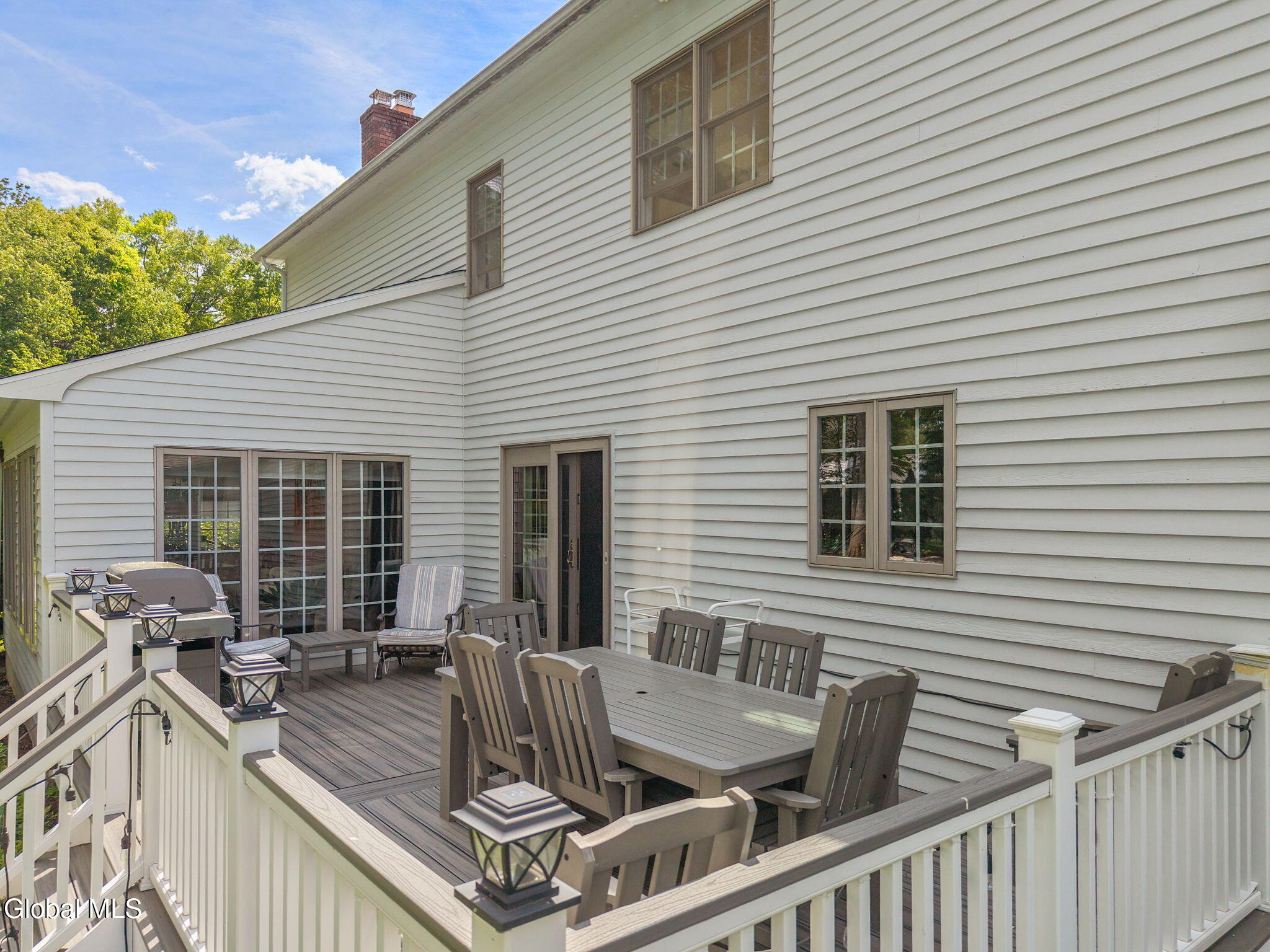 819 Via Marchella Schenectady NY 12303