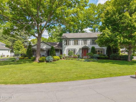 819 Via Marchella Schenectady NY 12303