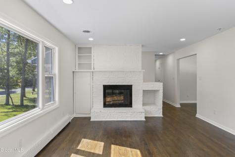 14 Granada Drive Clifton Park NY 12065