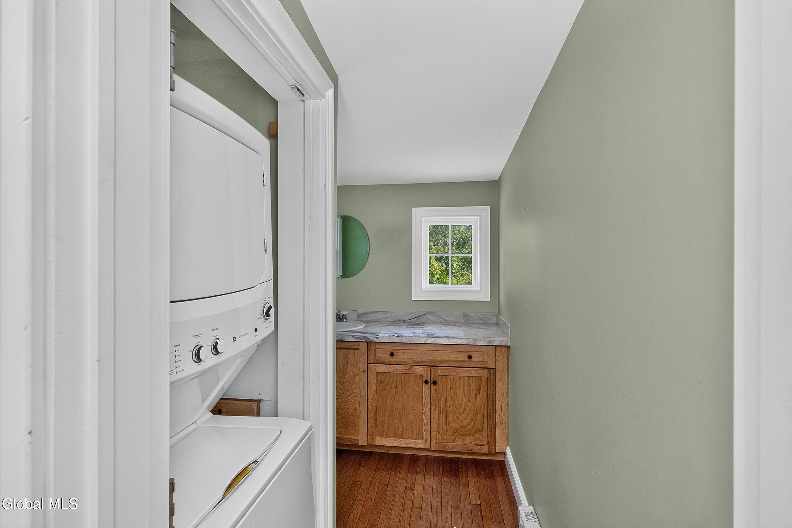 53 Fox Street Selkirk NY 12158
