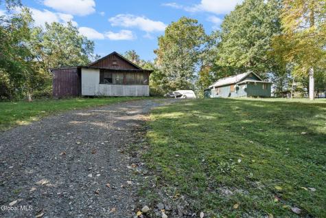 265 Peck Road Wynantskill NY 12198