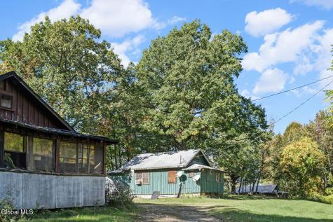 265 Peck Road Wynantskill NY 12198