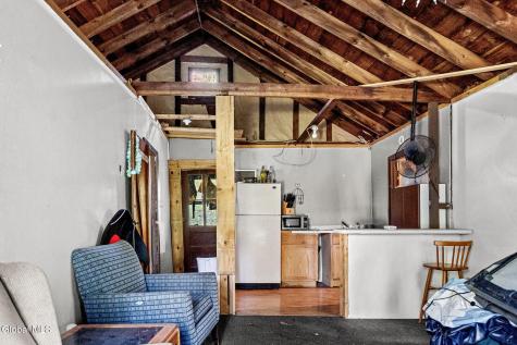 265 Peck Road Wynantskill NY 12198