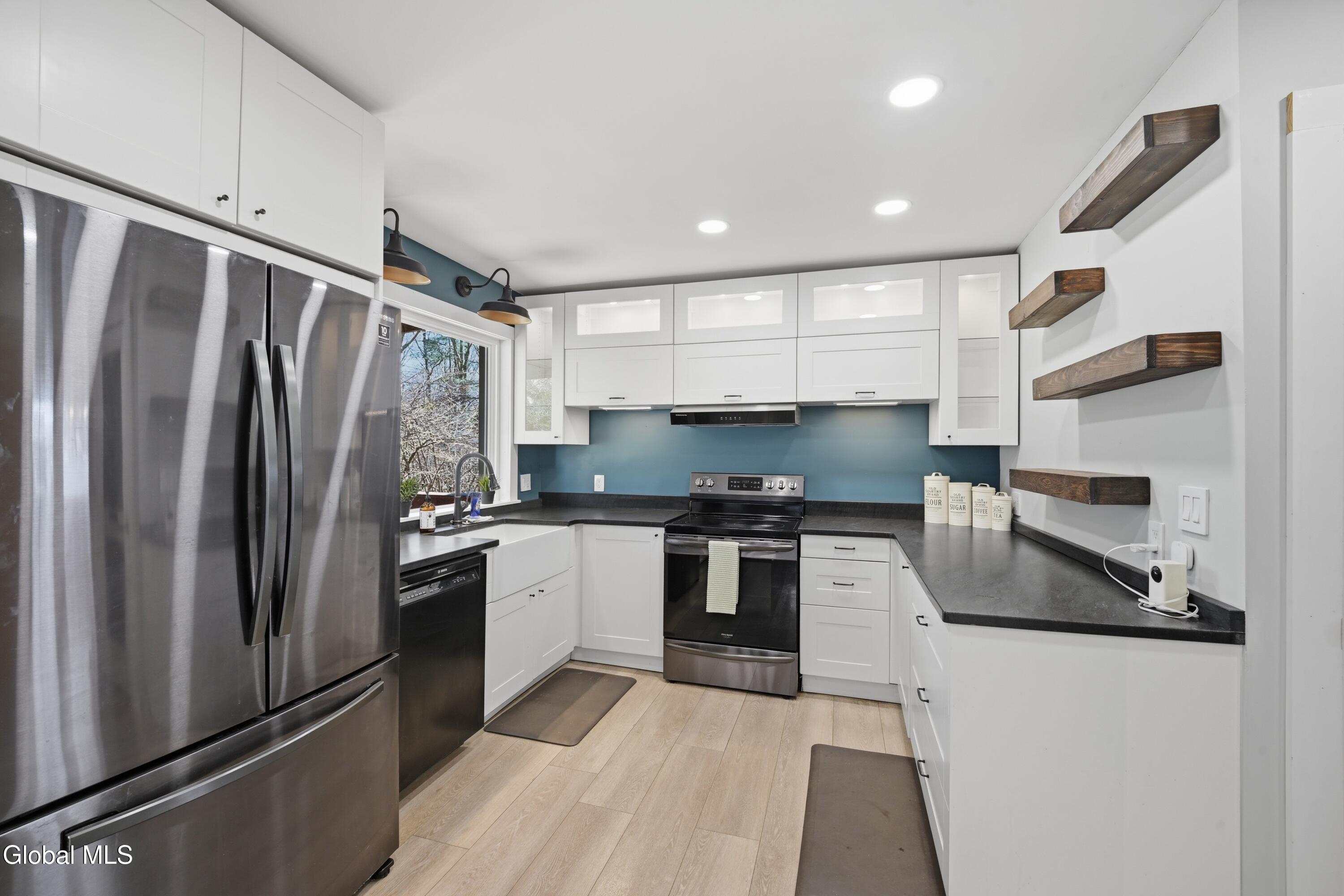 138 Birchwood Drive Schenectady NY 12303