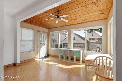 334 Guy Park Avenue Amsterdam NY 12010