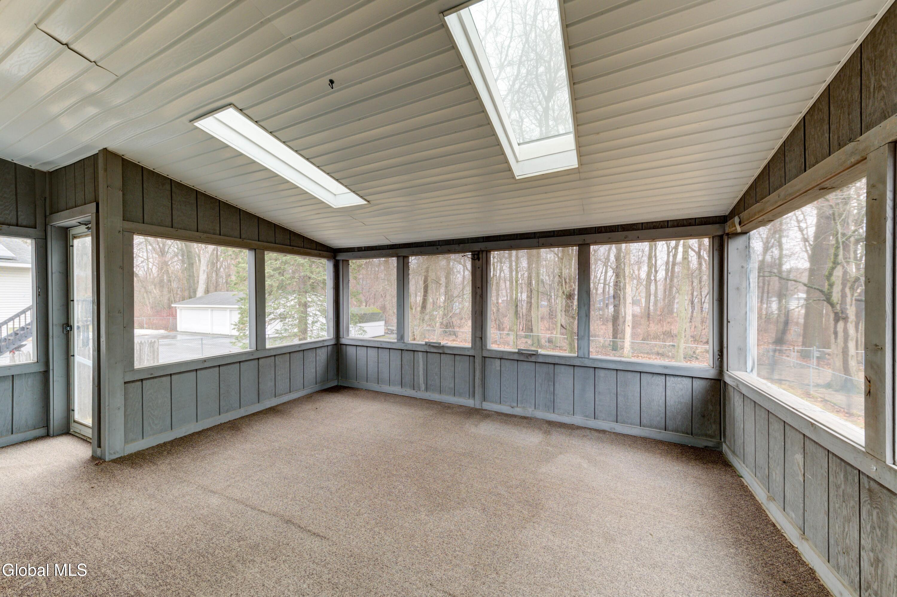 102 Rapple Drive Colonie NY 12205