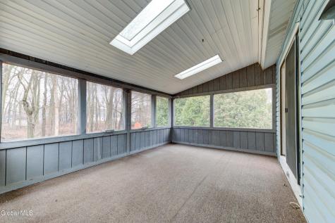 102 Rapple Drive Colonie NY 12205