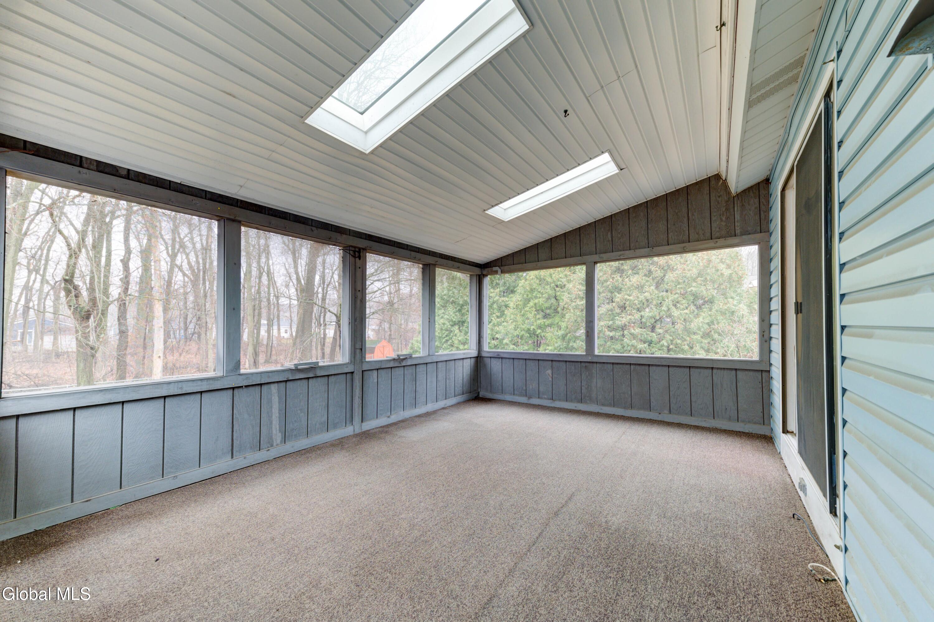102 Rapple Drive Colonie NY 12205
