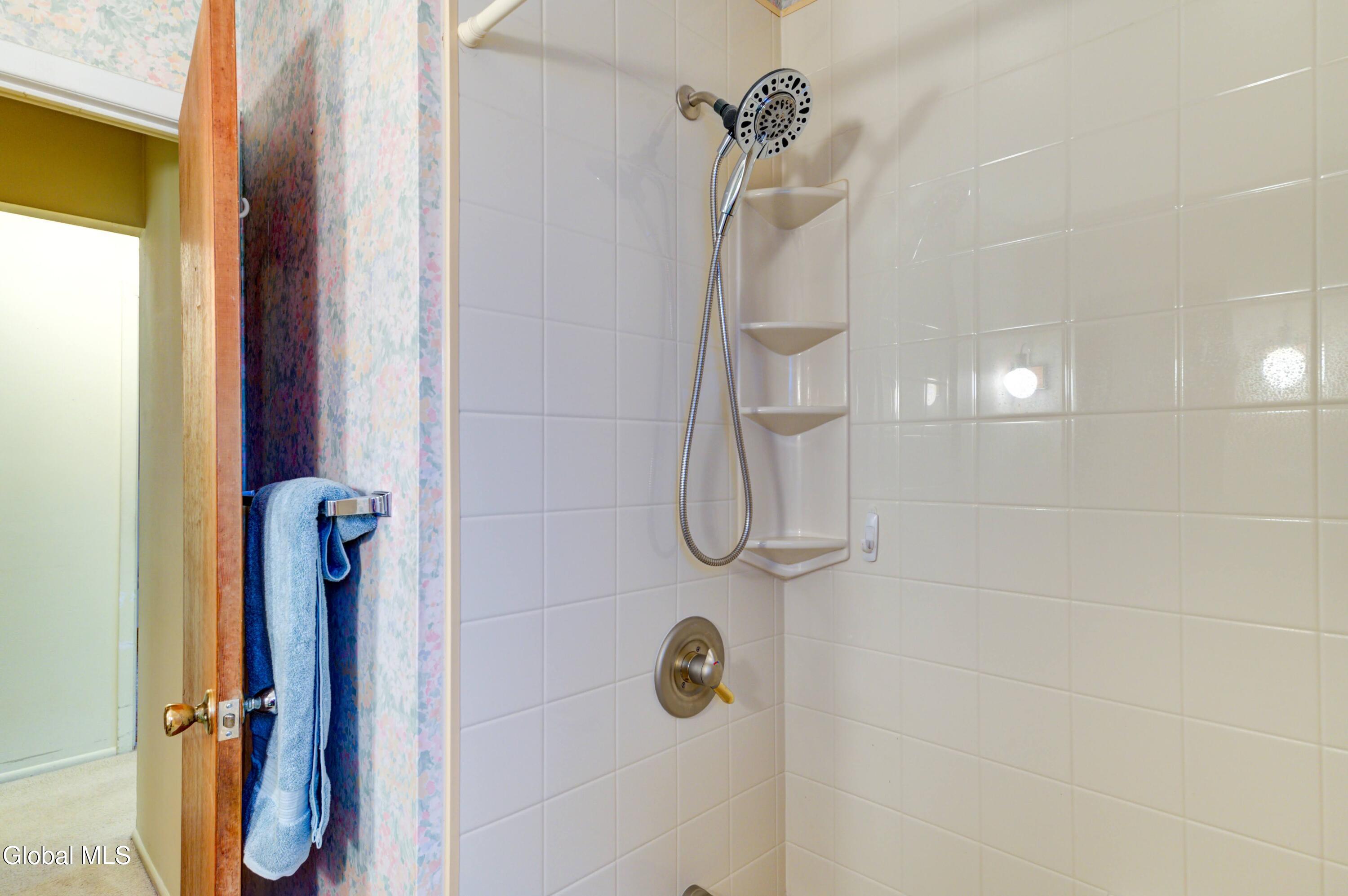 102 Rapple Drive Colonie NY 12205