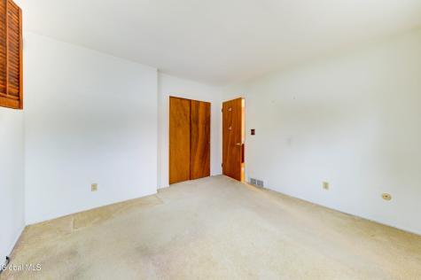 102 Rapple Drive Colonie NY 12205