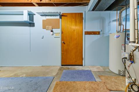 102 Rapple Drive Colonie NY 12205