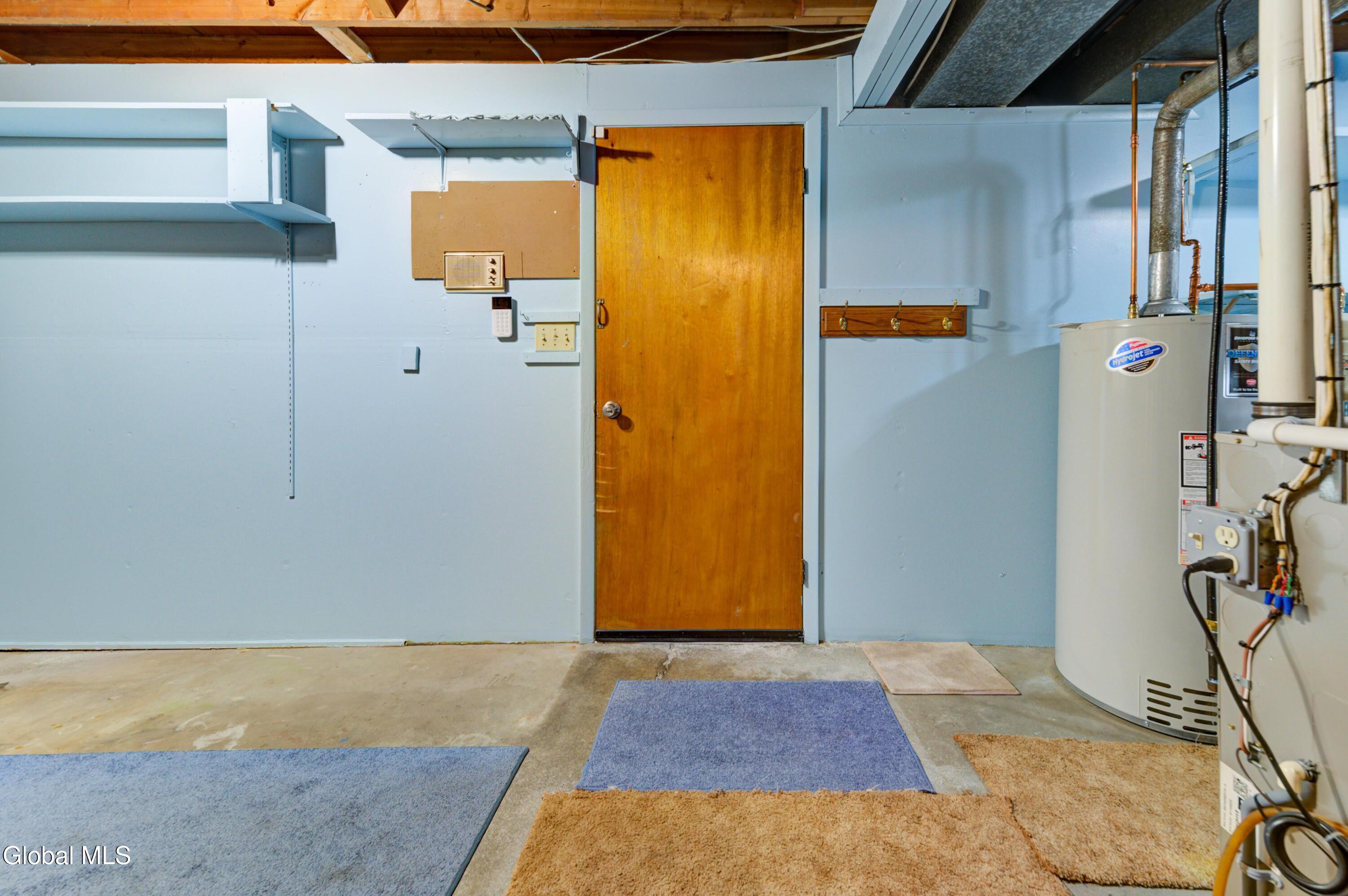 102 Rapple Drive Colonie NY 12205