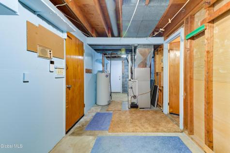 102 Rapple Drive Colonie NY 12205