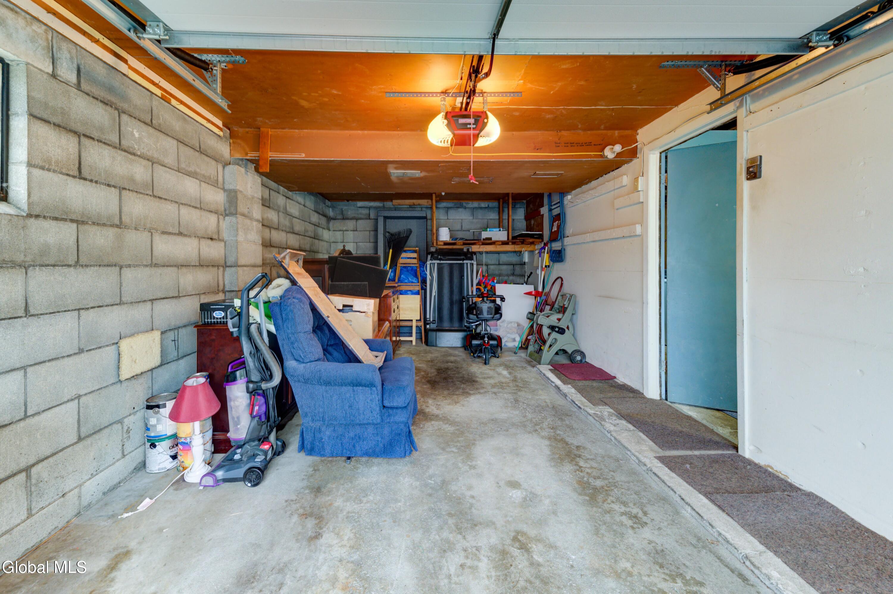 102 Rapple Drive Colonie NY 12205