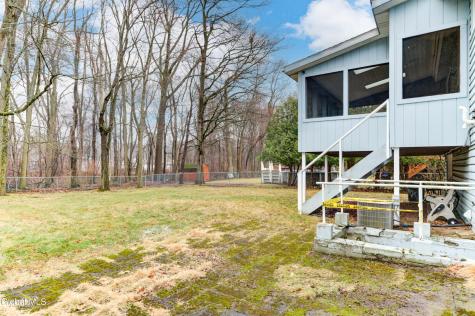 102 Rapple Drive Colonie NY 12205