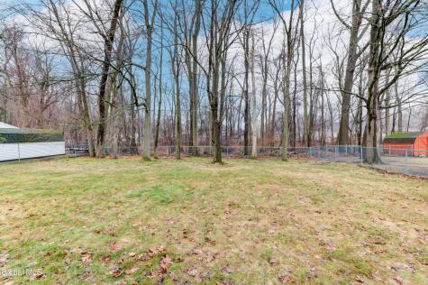 102 Rapple Drive Colonie NY 12205