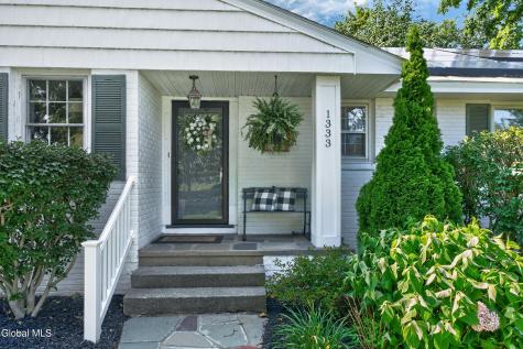 1333 Wemple Lane Schenectady NY 12309