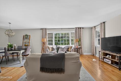 1333 Wemple Lane Schenectady NY 12309