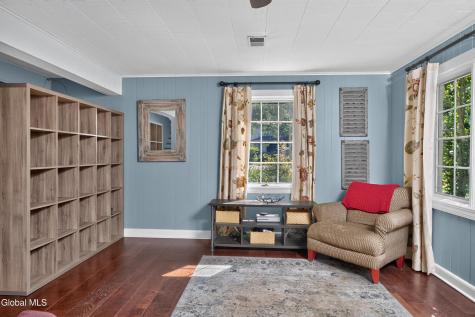 1333 Wemple Lane Schenectady NY 12309