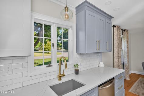 1333 Wemple Lane Schenectady NY 12309