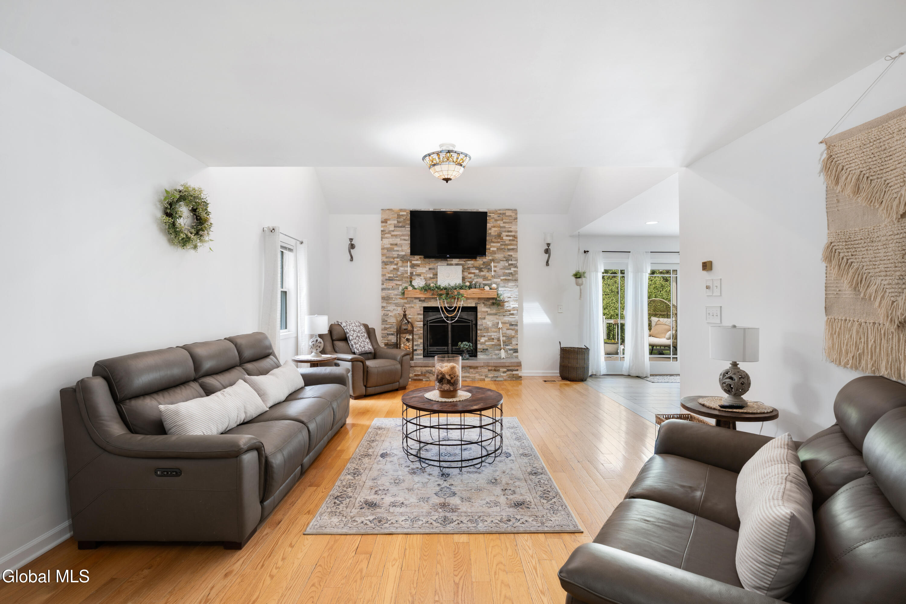 20 Stony Knoll Chatham NY 12132