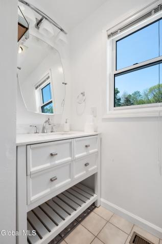 20 Stony Knoll Chatham NY 12132