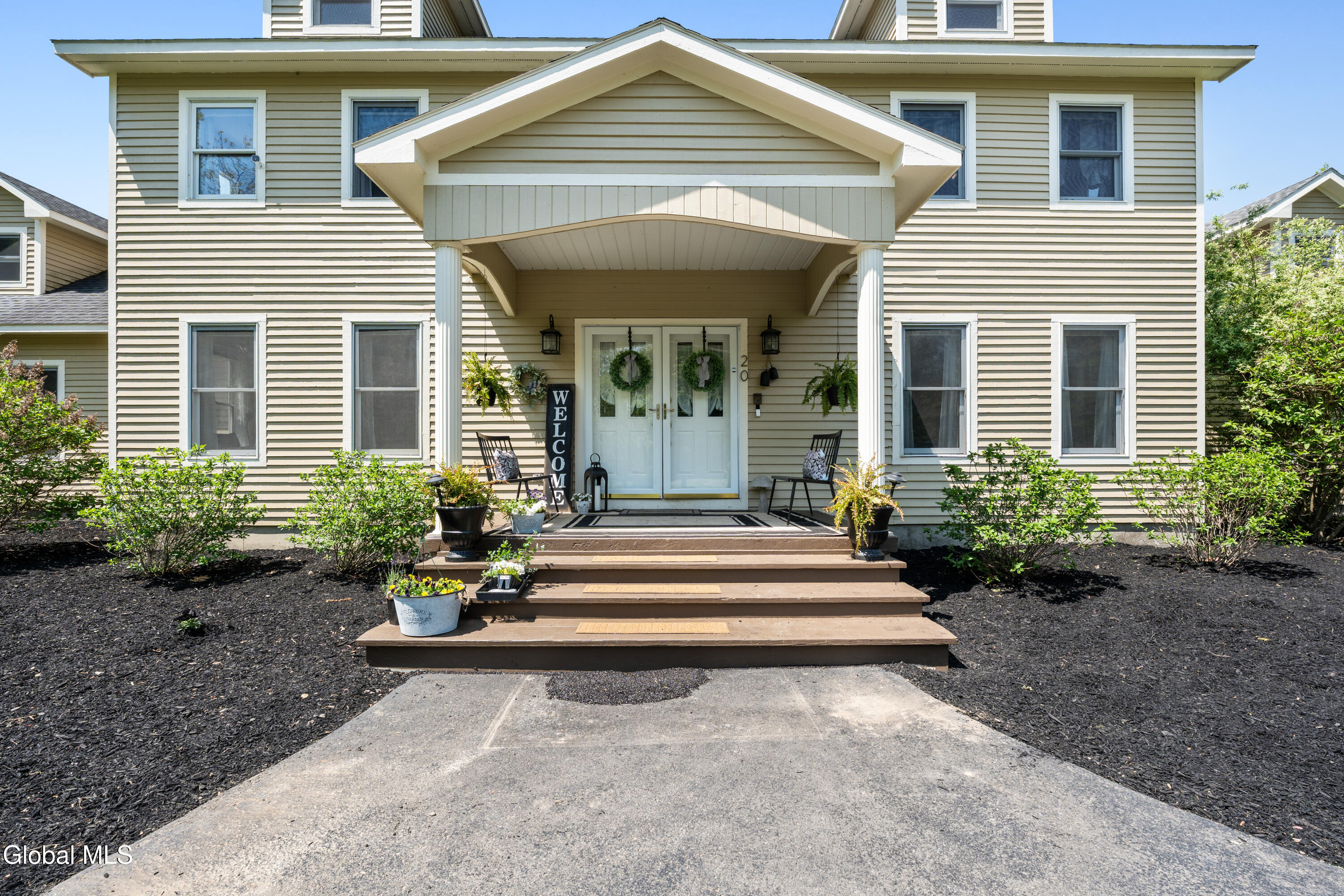 20 Stony Knoll Chatham NY 12132