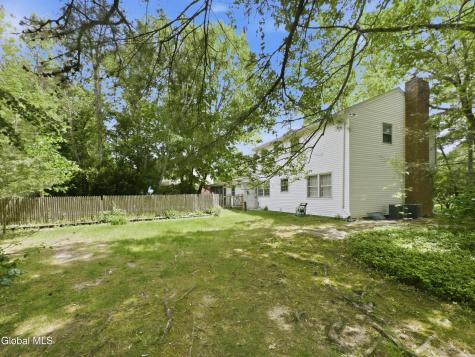 60 Thorndale Road Slingerlands NY 12159