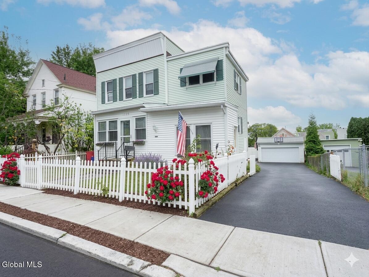 1723 5th Street Rensselaer NY 12144