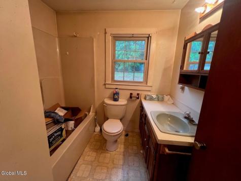 40 Mountain View Lane Queensbury NY 12804