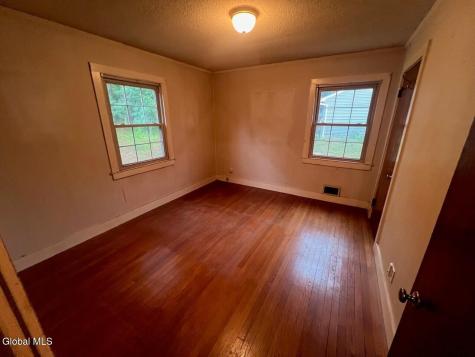 40 Mountain View Lane Queensbury NY 12804