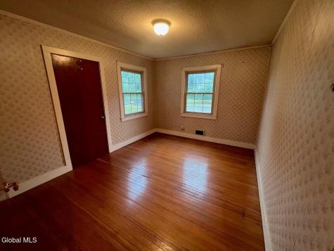 40 Mountain View Lane Queensbury NY 12804