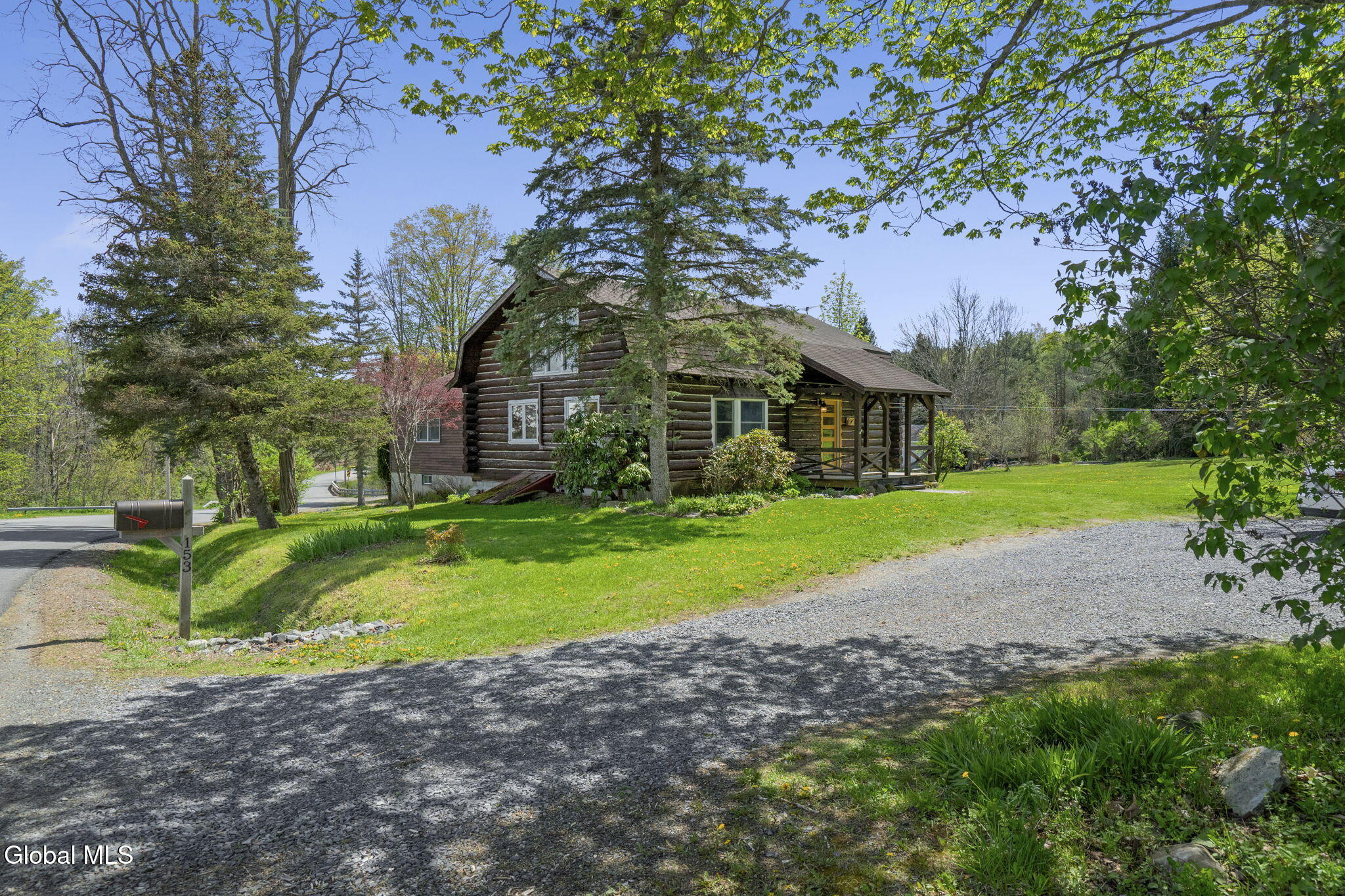 153 Bornt Road Broadalbin NY 12025