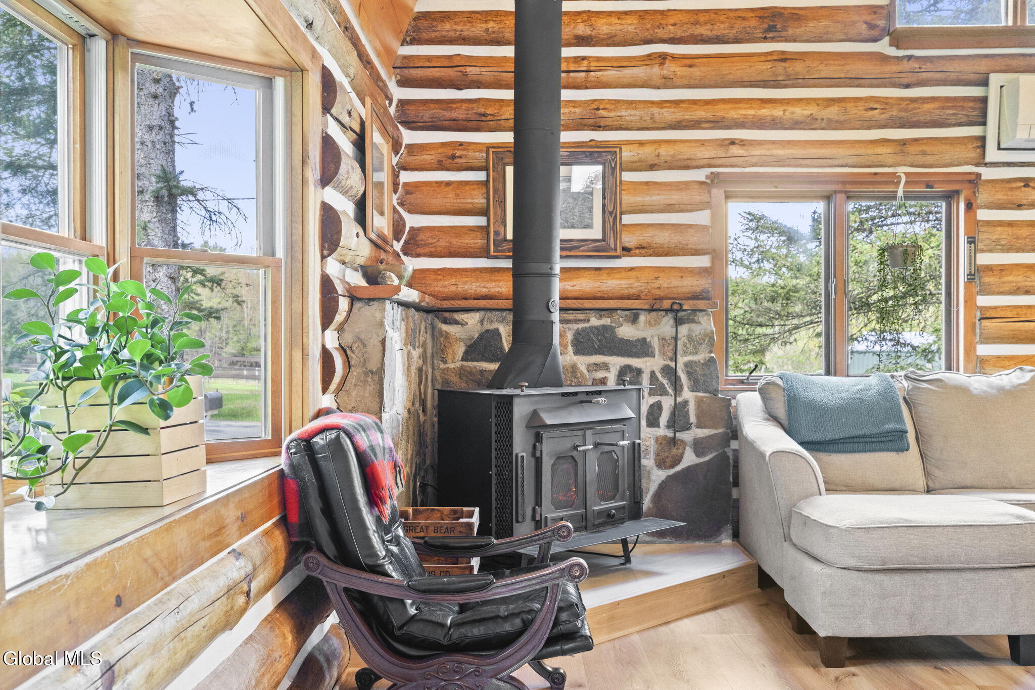 153 Bornt Road Broadalbin NY 12025